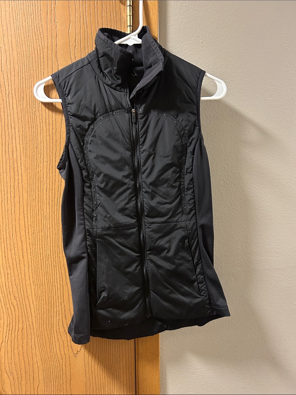lululemon athletica Black Quilted Sleeveless Vest
